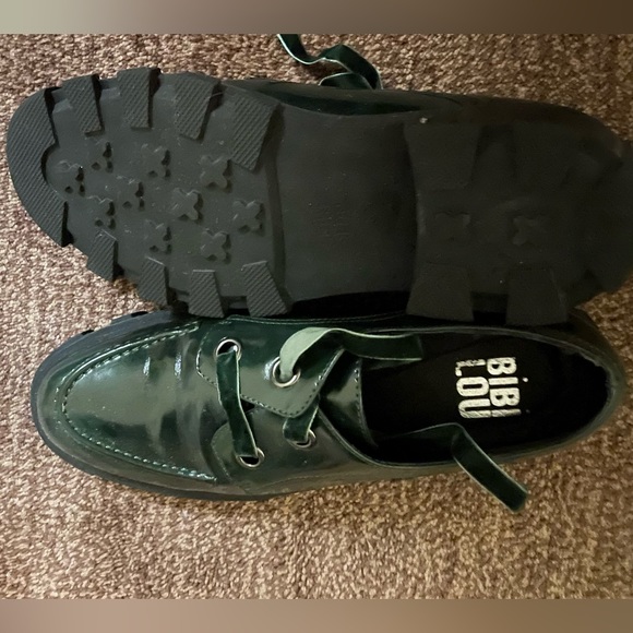 New - Picture 3 of 3